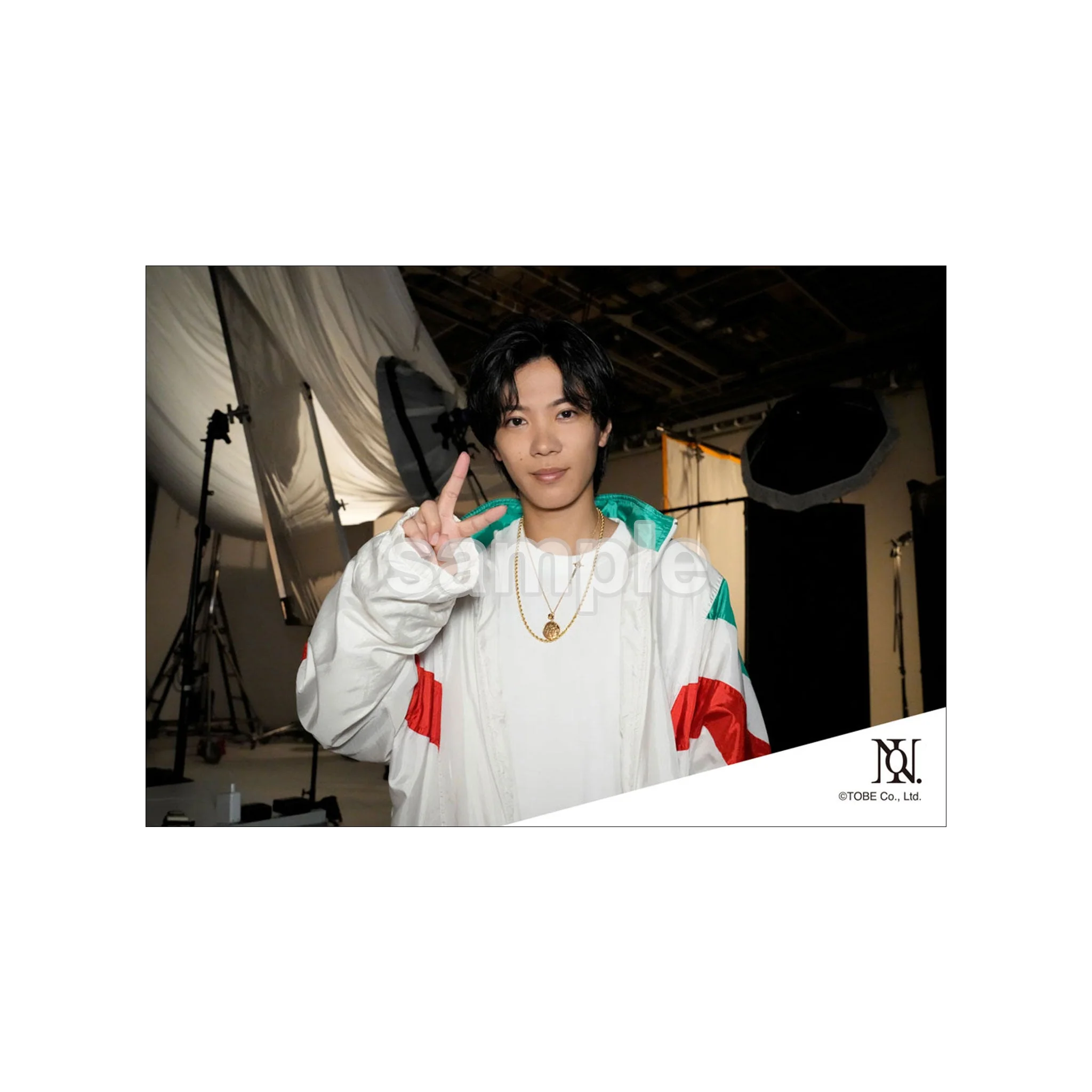 「to HEROes ～TOBE 1st Super Live～」グッズ撮影オリジナルフォト1／Number_i 神宮寺勇太